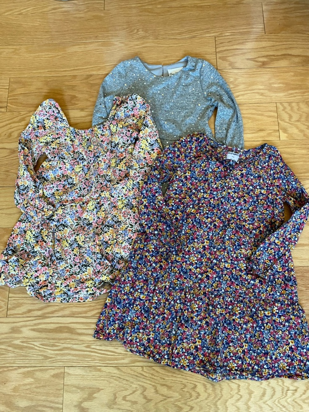 Old Navy Girls Long Sleeve Dress Lot - Grey Sparkle and Floral
